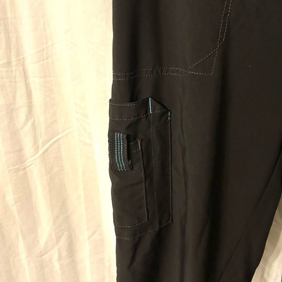 Carhartt Scrub Set - Picture 5 of 8